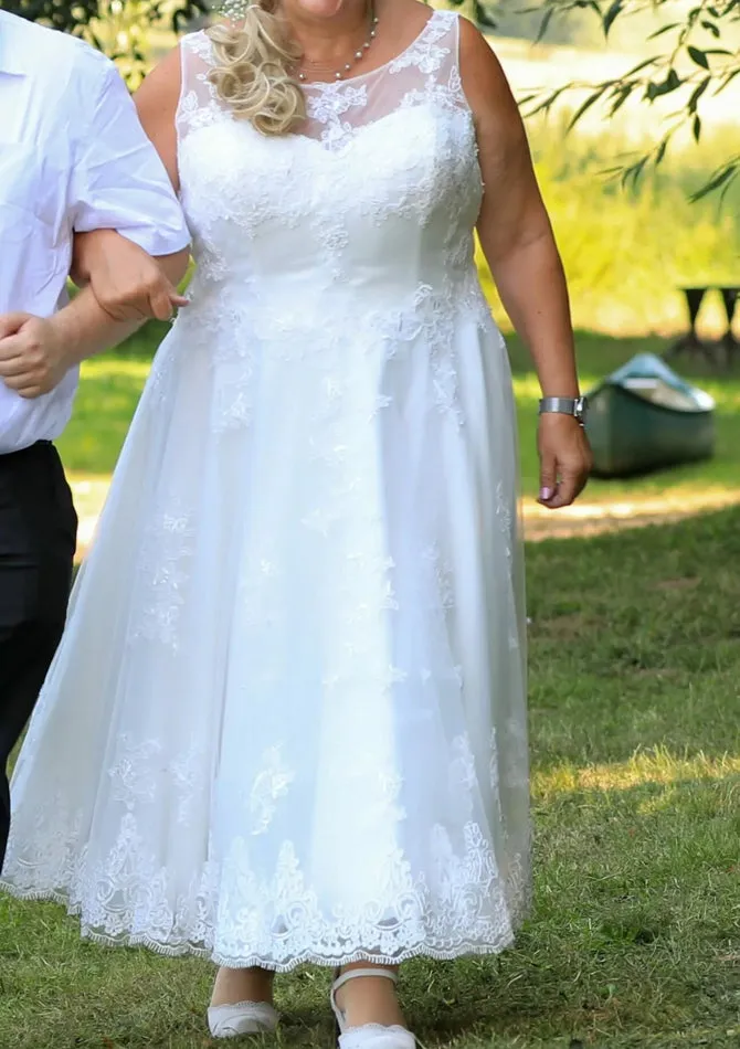 A-line Plus Size Wedding Dress,Tea Length Bridal Dress,WD00700