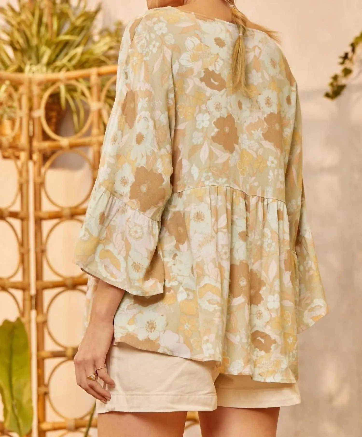 Andree By Unit - Singled Out Floral Blouse