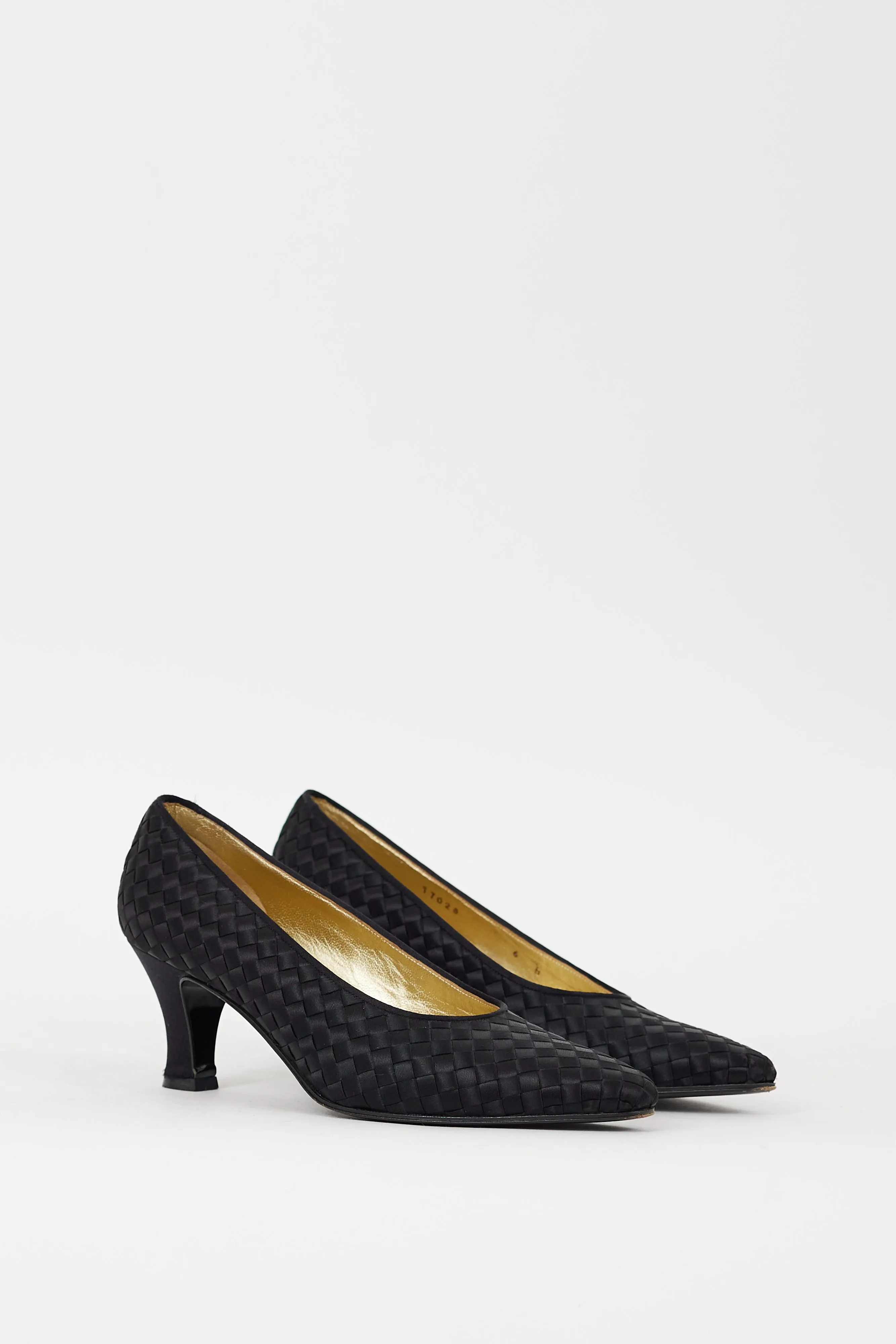 Black Satin Intrecciato Pump