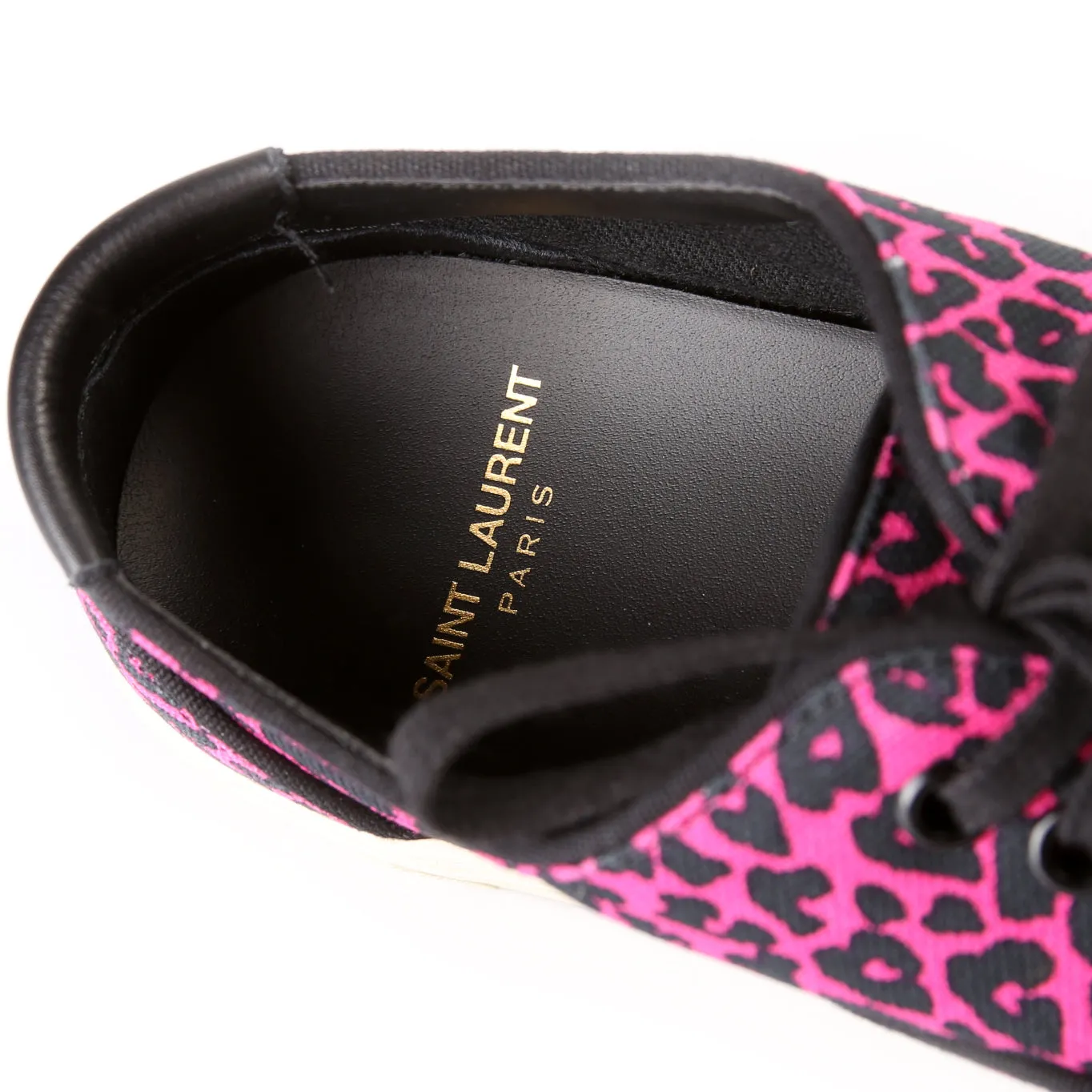 Canvas Low Top Sneakers Size 37