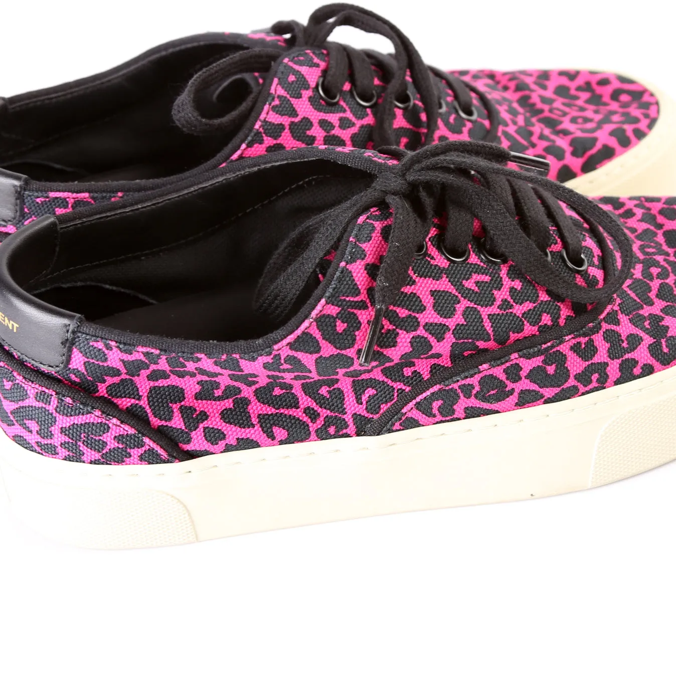 Canvas Low Top Sneakers Size 37