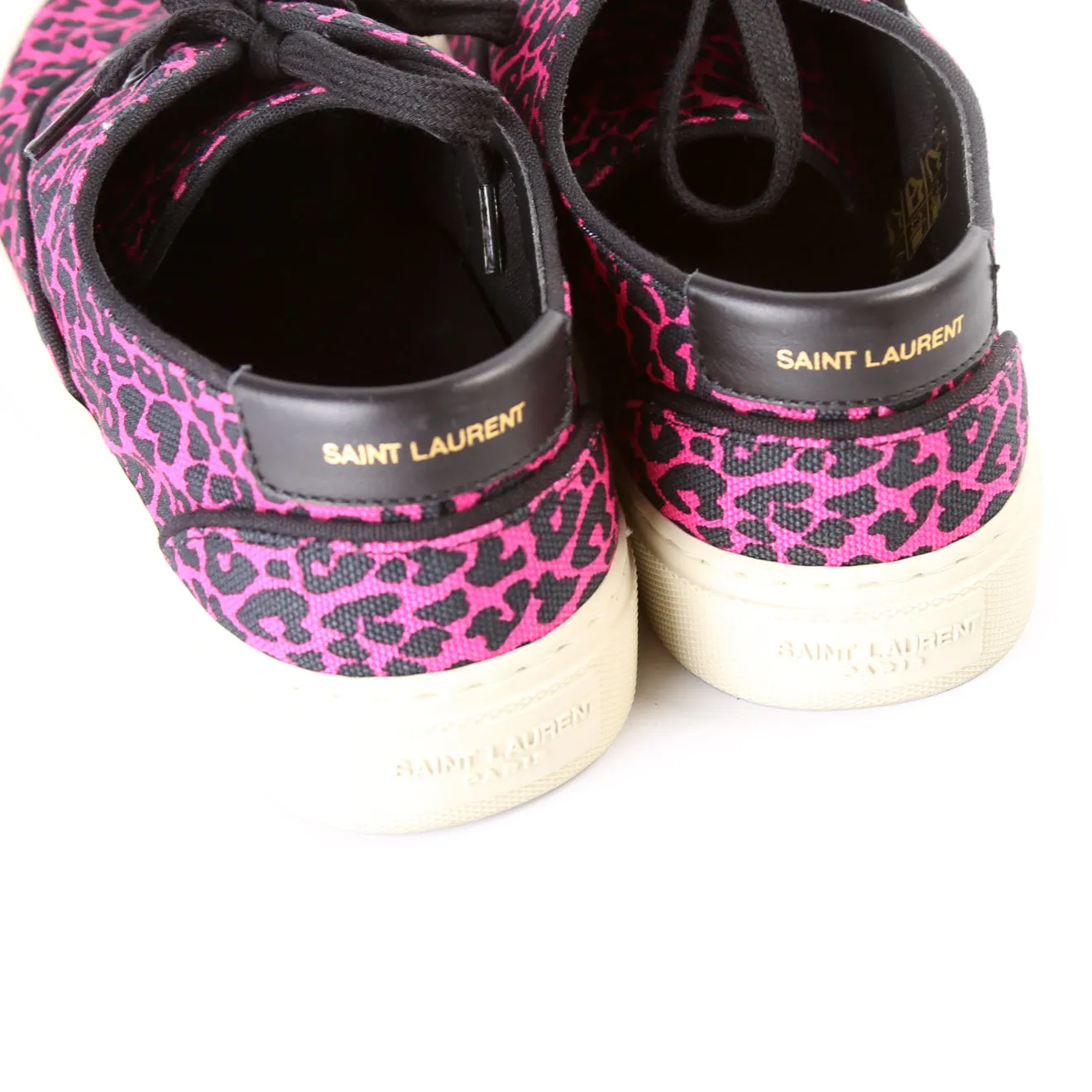 Canvas Low Top Sneakers Size 37