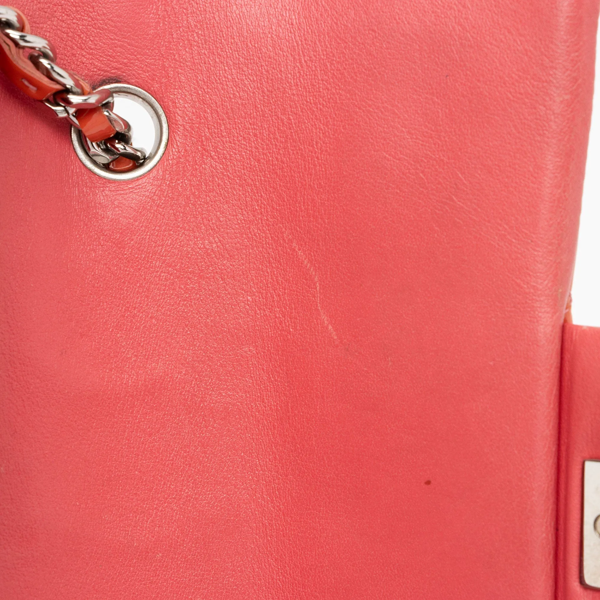 Chanel Patent Leather Rectangular Extra Mini Flap Bag (SHF-M8fPie)