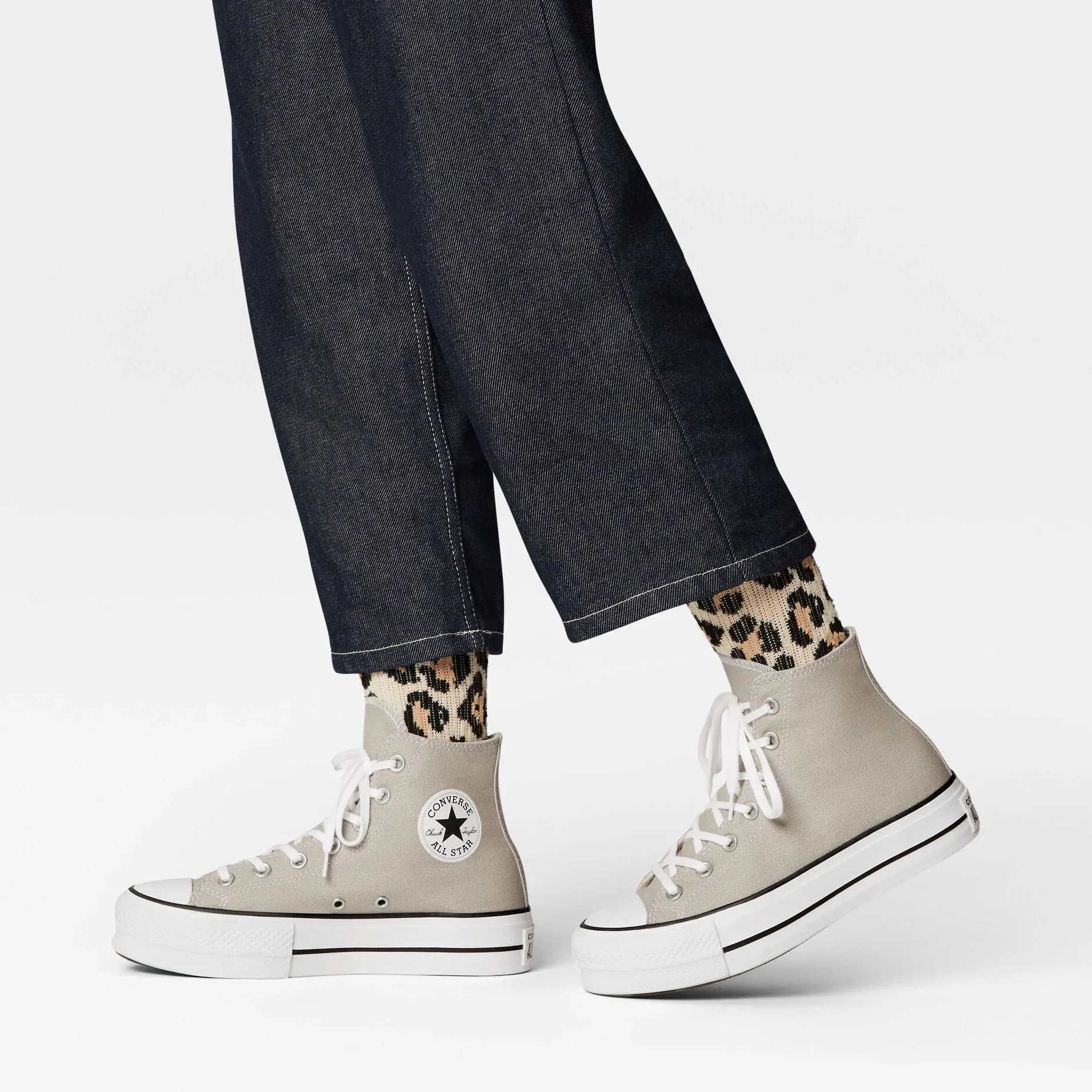 Converse Women's Chuck Taylor All Star Lift Platform Canvas Hi Top