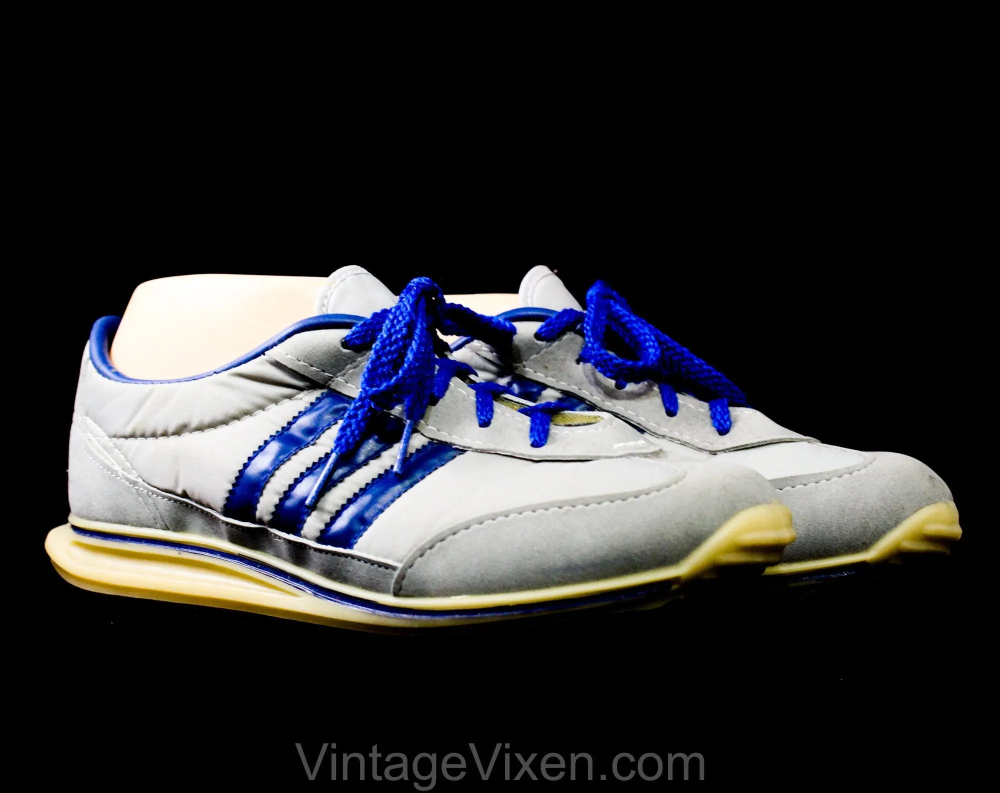 Size 6 Ladies 1970s Sneakers - Gray Athletic Shoes with Electric Blue Racing Stripes and Lace Up - Faux Leather & Canvas - 70s Deadstock